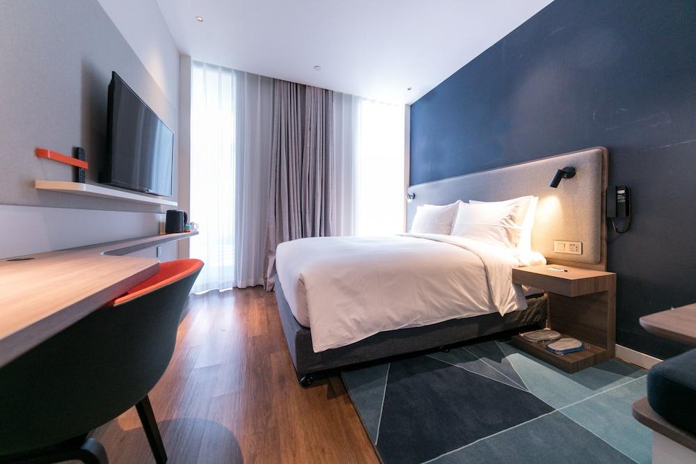 Holiday Inn Express Shanghai Tangzhen By Ihg - 20 Mins To Disney Land المظهر الخارجي الصورة