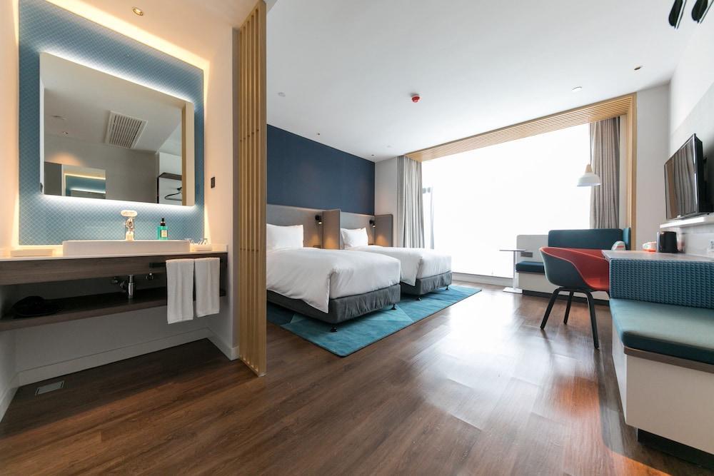 Holiday Inn Express Shanghai Tangzhen By Ihg - 20 Mins To Disney Land المظهر الخارجي الصورة