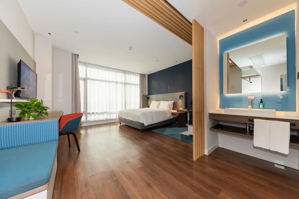 Holiday Inn Express Shanghai Tangzhen By Ihg - 20 Mins To Disney Land المظهر الخارجي الصورة
