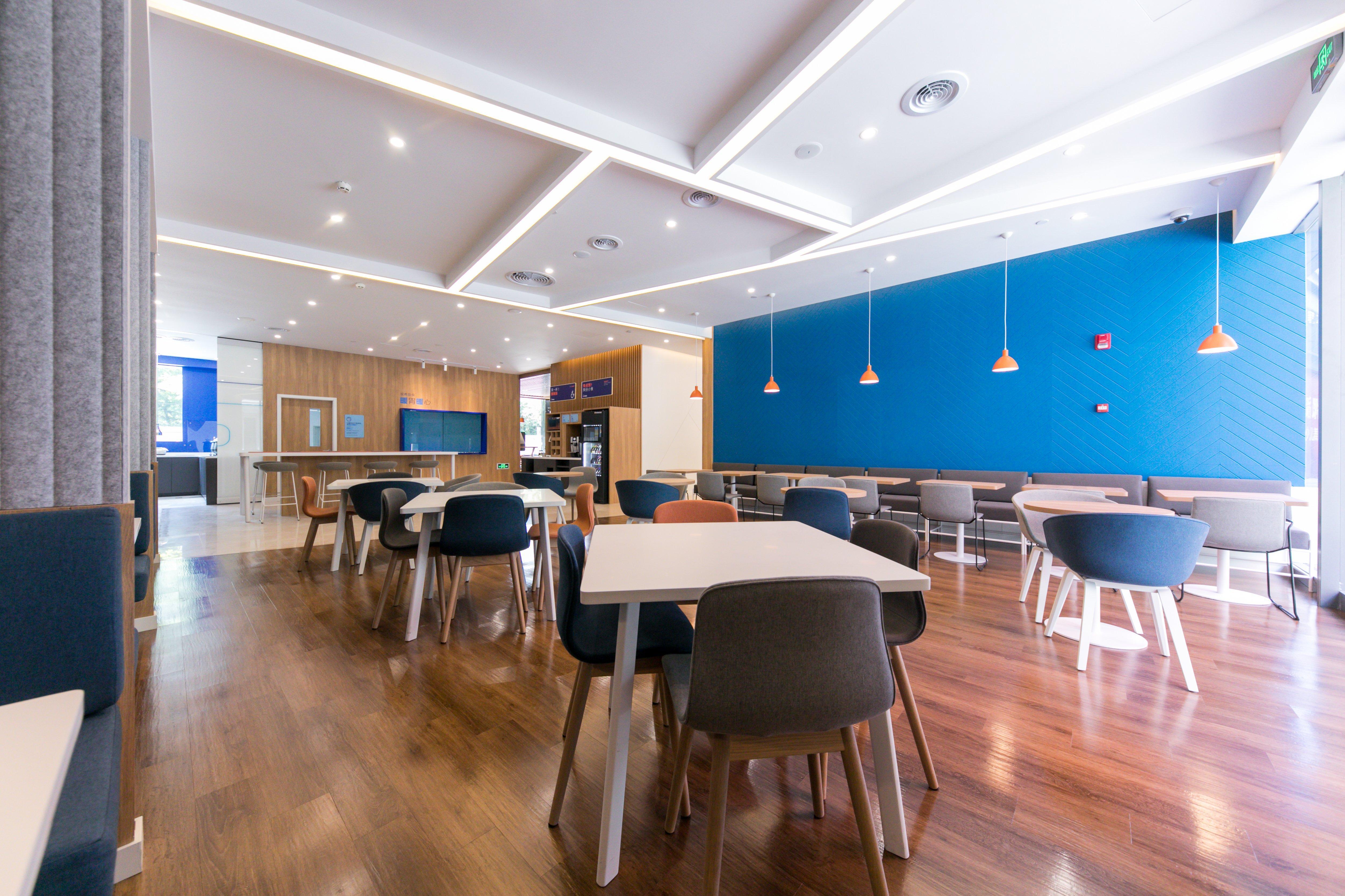 Holiday Inn Express Shanghai Tangzhen By Ihg - 20 Mins To Disney Land المظهر الخارجي الصورة