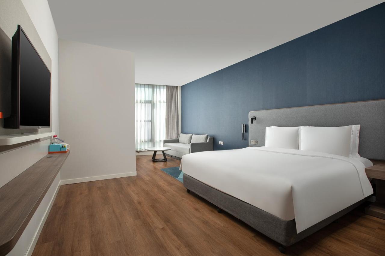 Holiday Inn Express Shanghai Tangzhen By Ihg - 20 Mins To Disney Land المظهر الخارجي الصورة